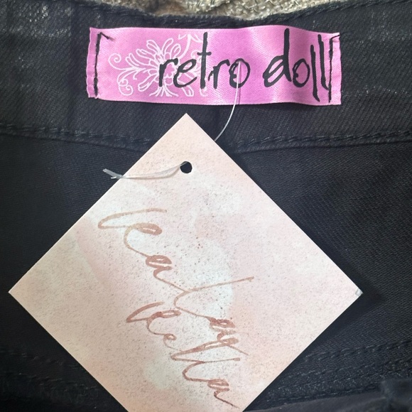 ‎Denim “Booty” Shorts - Picture 9 of 14